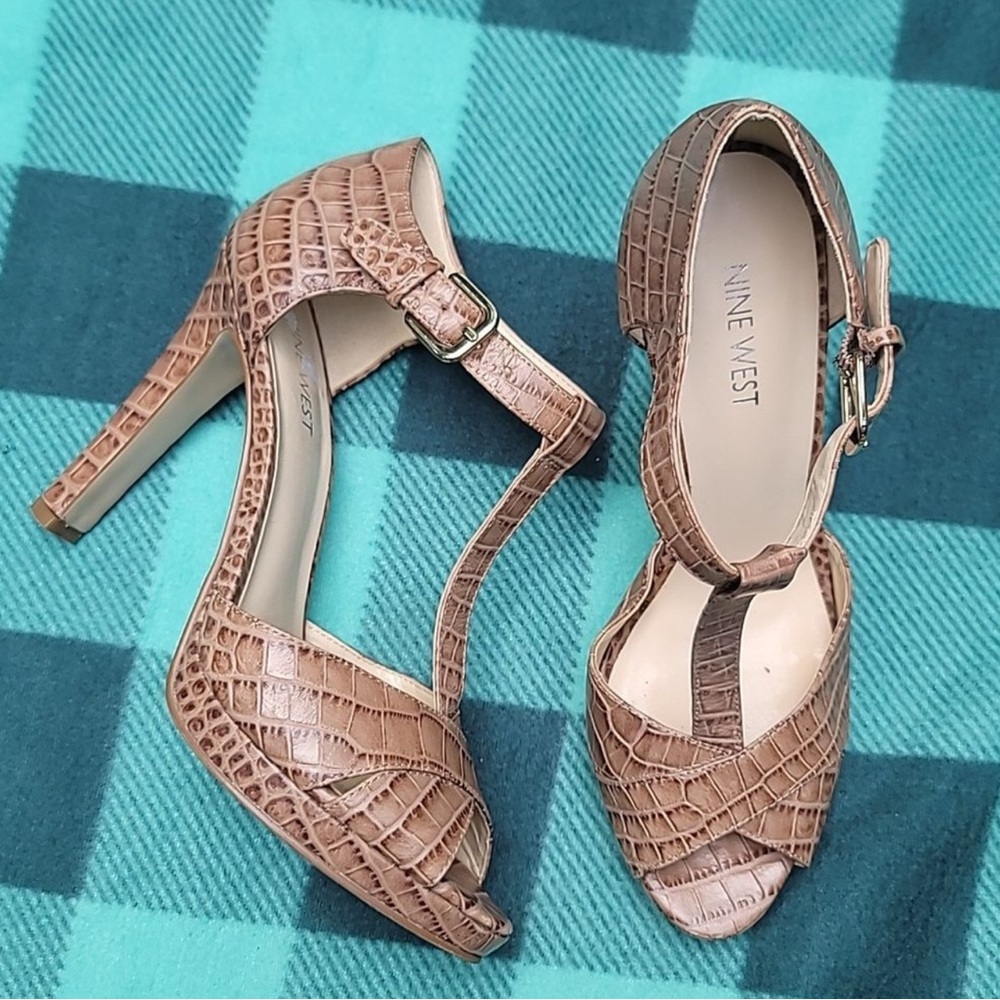 Nine west snakeprint heels